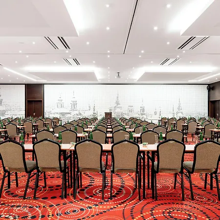 ホテル Duo & Wellness 4*